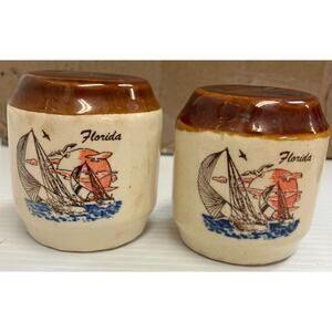 Vtg Souvenir of Florida Round with Sailboats Salt & Pepper Shakers NOC3421